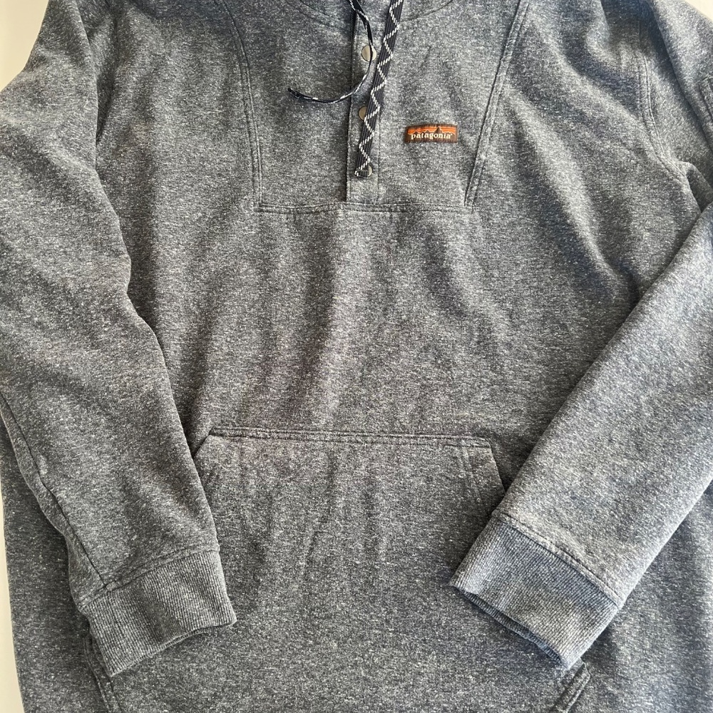 Patagonia Grey Hoodie Pullover Men’s size XXL - Picture 3 of 7